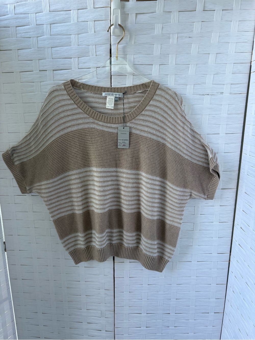Stitch & Needle M/L Beige & Cream Striped Short-Sleeve Cotton Cash Knit Sweater